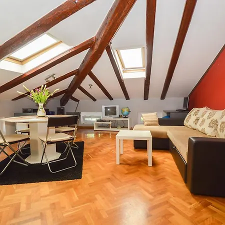 Apartment Ferienhaus In Balatonlelle 4 Pula