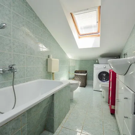 Apartment Ferienhaus In Balatonlelle 4 Pula